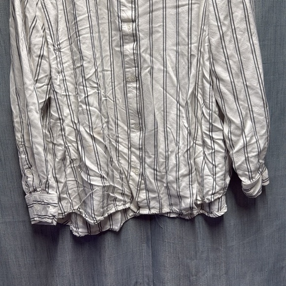 Tahari button up shirt size XXL - Picture 4 of 8